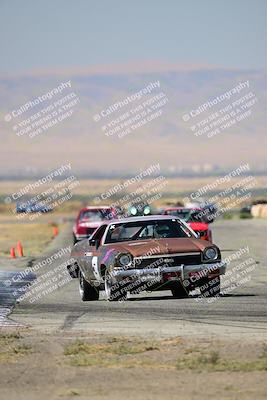 media/Sep-29-2024-24 Hours of Lemons (Sun) [[6a7c256ce3]]/Sunrise (1115a-1130a)/